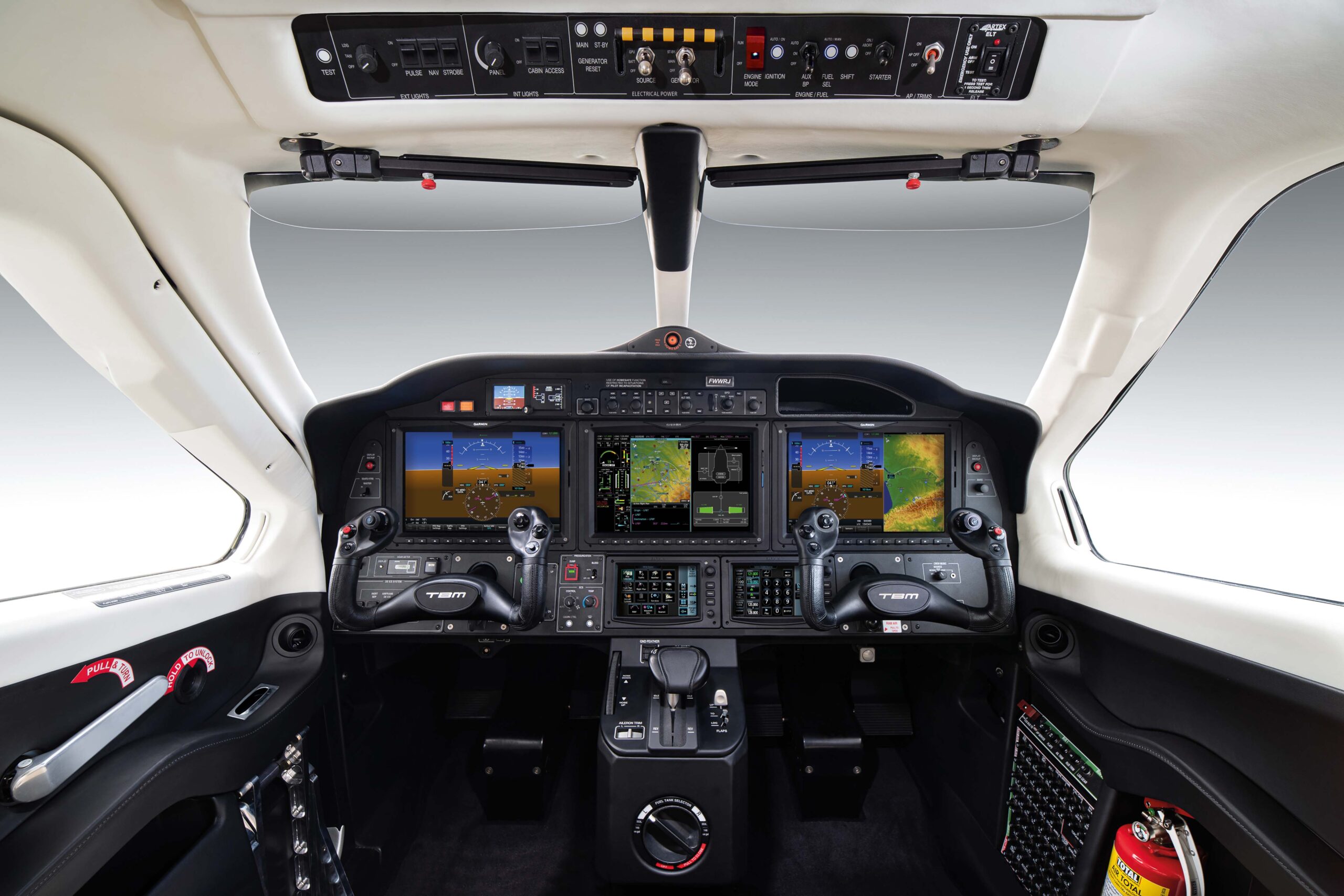 The magnificent cockpit of the DAHER TBM960