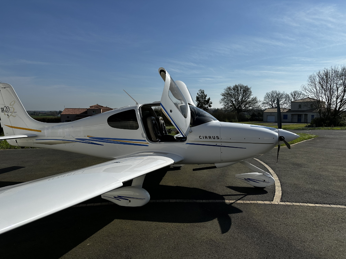 Cirrus SR20 G3 on parked in an airpark in France